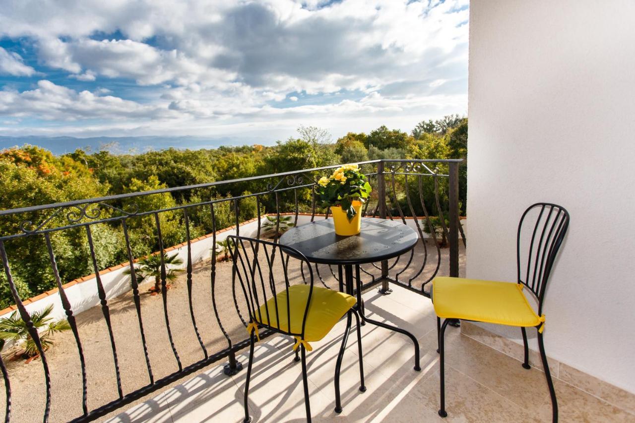 Luxury Palmer Residence Krk Добринь Экстерьер фото